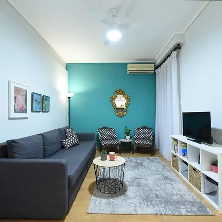 The Muse, Colorful Cozy Flat On Mitropoleos Downtown Daire