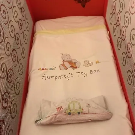 דירה The Muse, Colorful Cozy Flat On Mitropoleos Downtown *