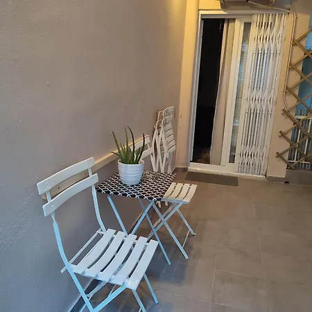 Apartament The Muse, Colorful Cozy Flat On Mitropoleos Downtown *