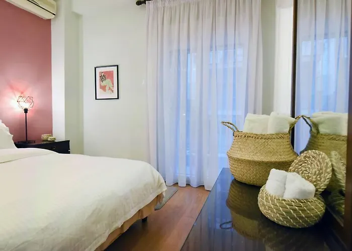 The Muse, Colorful Cozy Flat On Mitropoleos Downtown شقة