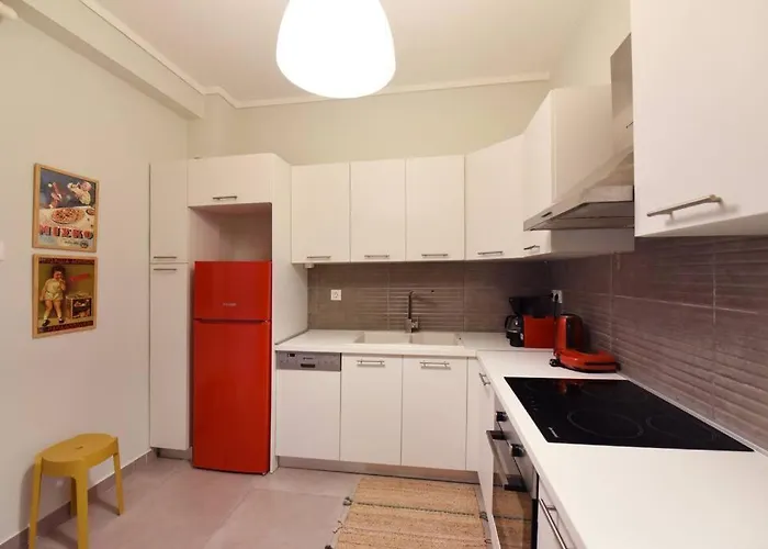 The Muse, Colorful Cozy Flat On Mitropoleos Downtown شقة سالونيك