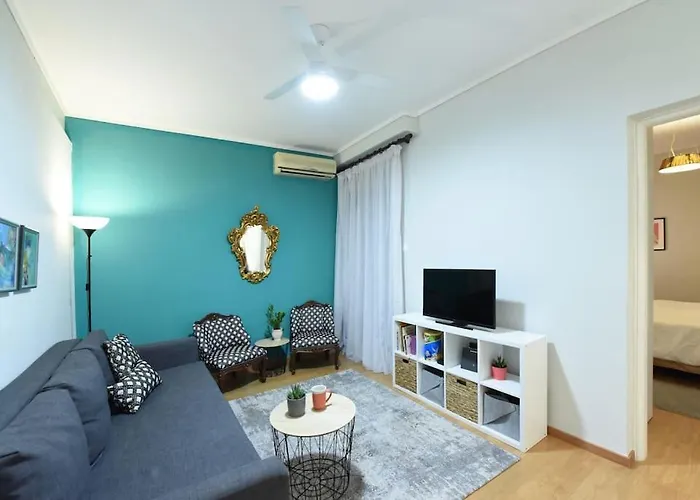 The Muse, Colorful Cozy Flat On Mitropoleos Downtown شقة سالونيك